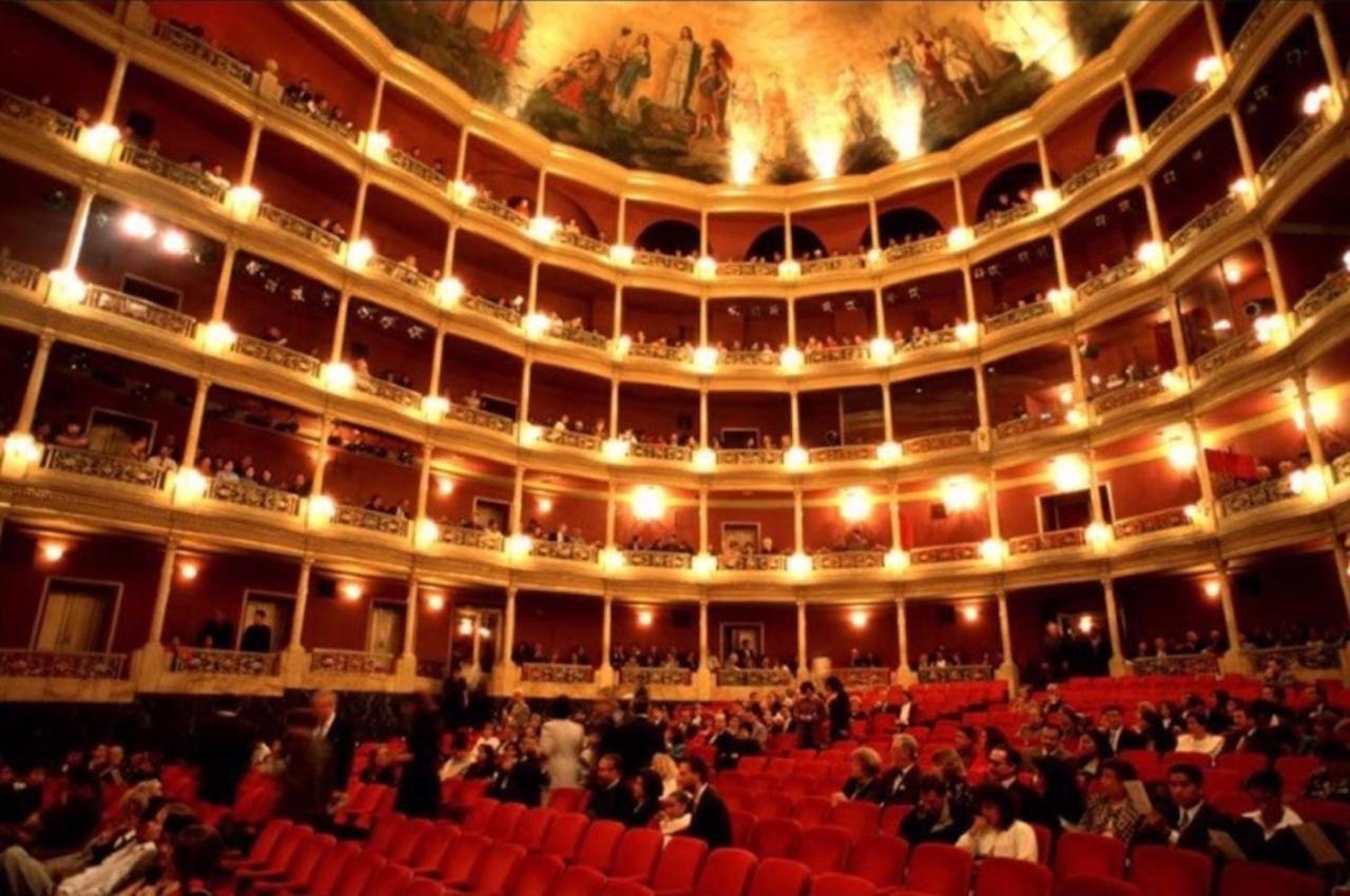 National Theatre Flat Apartment ปอร์โต ภายนอก รูปภาพ